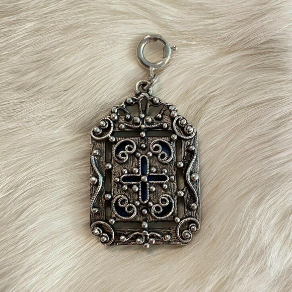 CArved Blue Stone Pendant Charm 4215 - Picture 2 of 10